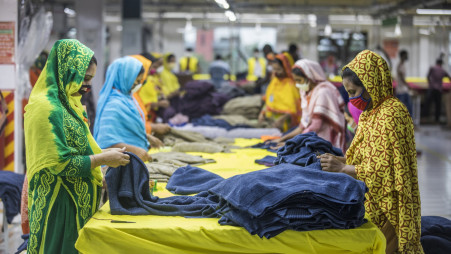 "বাংলাদেশ প্রস্তুত নয়", রপ্তানি খাতে সরকারের ব্যর্থতা বলছেন উদ্যোক্তারা